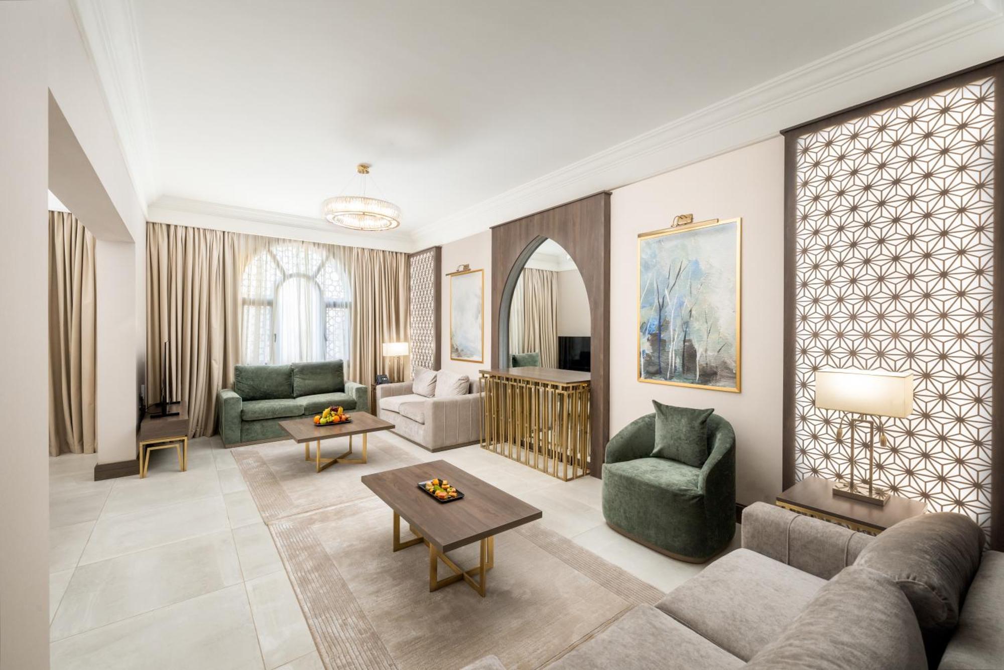 Dar Aleiman Al Haram Hotel Medina Luaran gambar A suite at the hotel